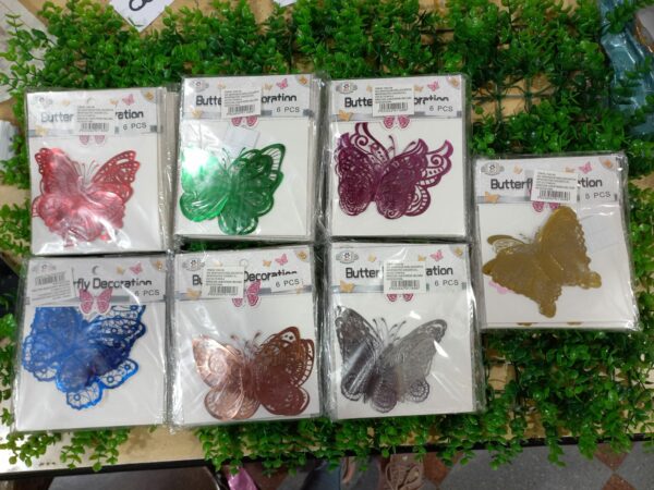 Mariposa adhesivas decorativas varios colores (transparente) x6piezas x12u (0,45 c/u)